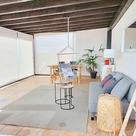 Daire Oceanview Retreat